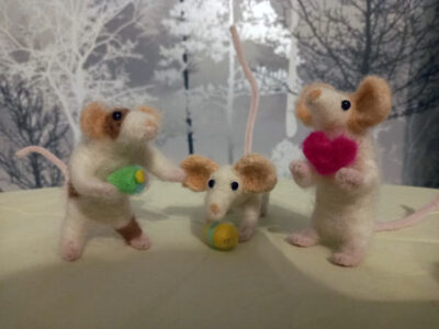 Needlefelt Poseable Mouse - Image 2